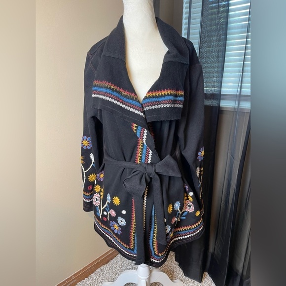 Charlie Paige Black Colorful Embroidered Cardigan Size S/M - Picture 1 of 9